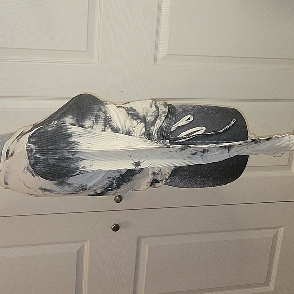 NWT 📦 Blk & Wht Tye Dye Ruched Rubbed Crop Top - Picture 7 of 9